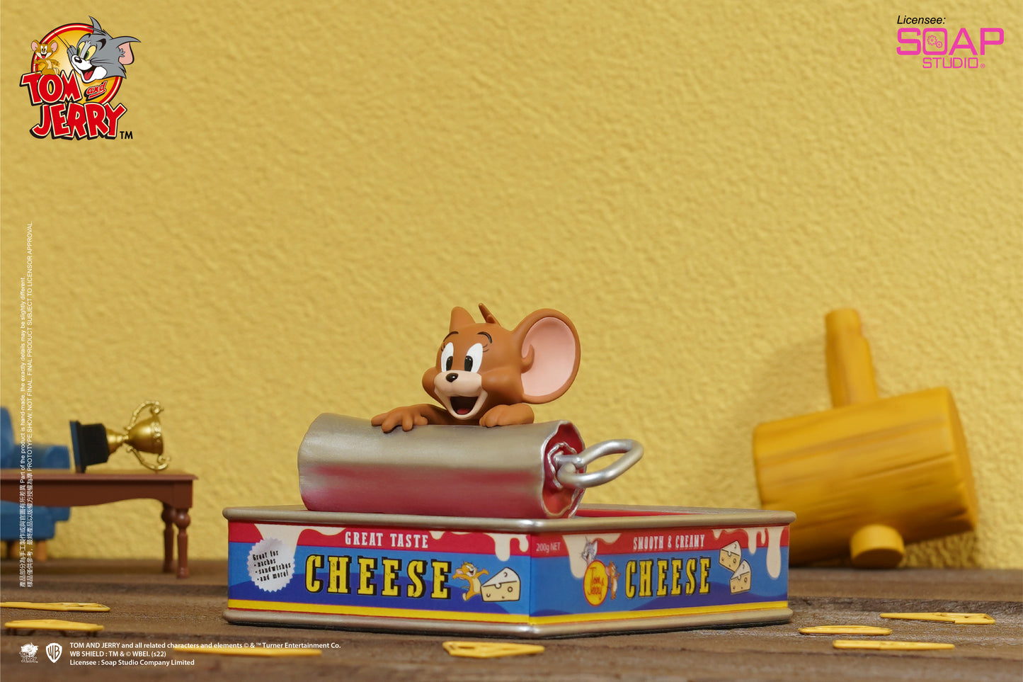 CA238  Tom and Jerry - Canned Jerry Paperclip Holder