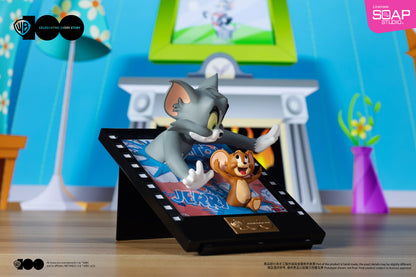 CA430  Tom and Jerry – WB100TH Pop Out Art Print